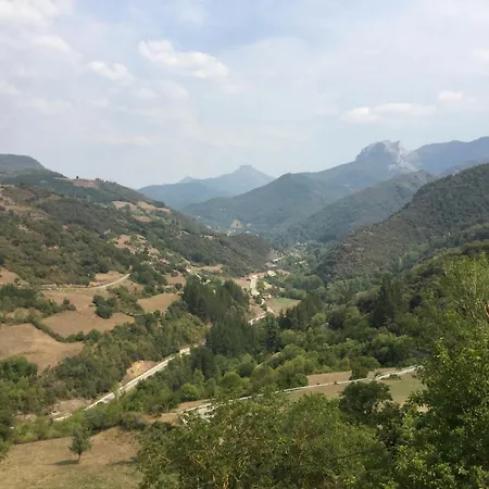 The Manor House Villa Barreda (Camaleno)