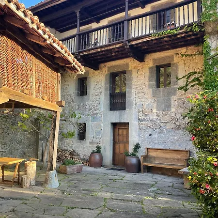 The Manor House * Barreda (Camaleno)